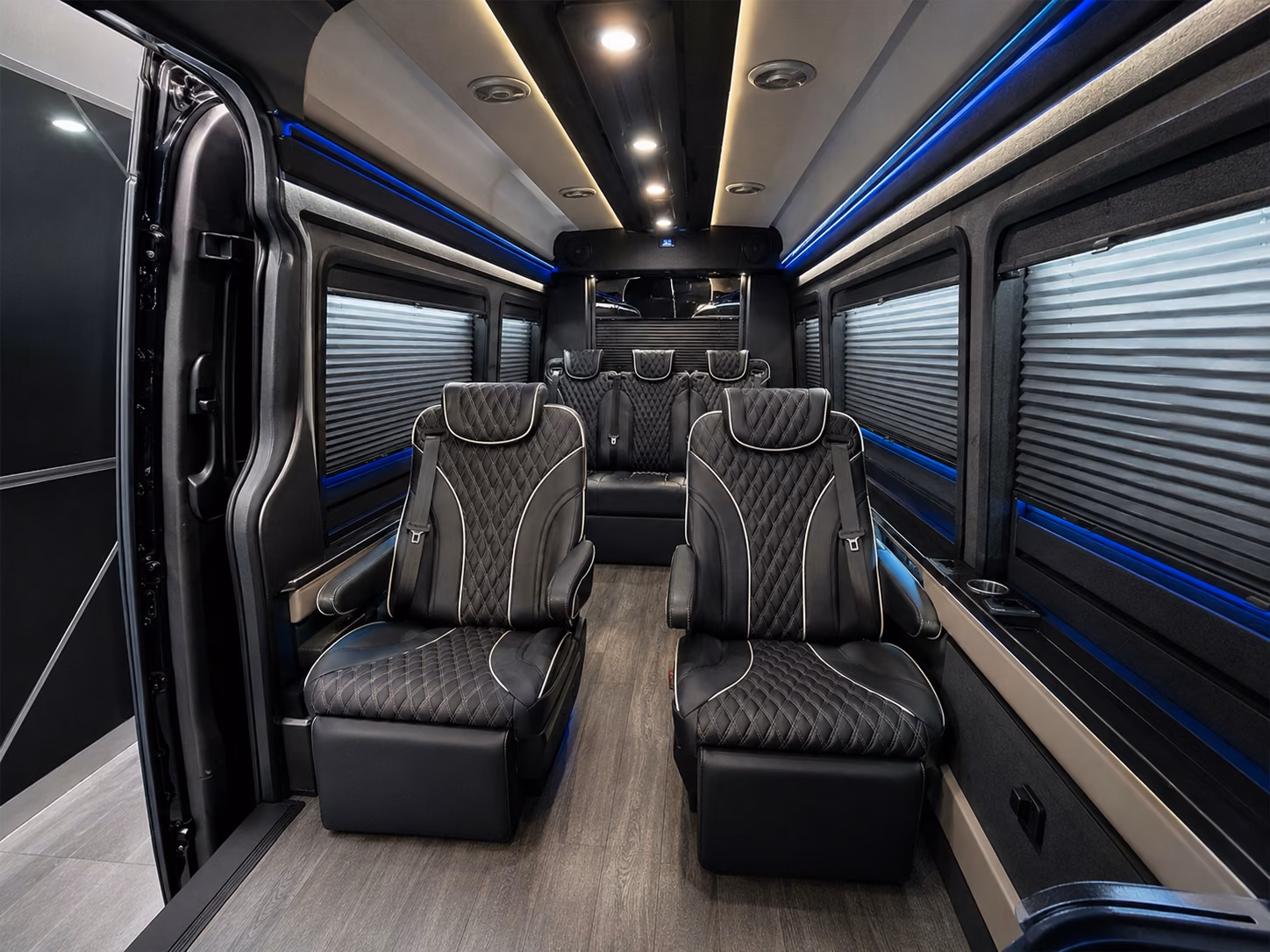 group airport transfers for brown university providence college and rhode island commencements