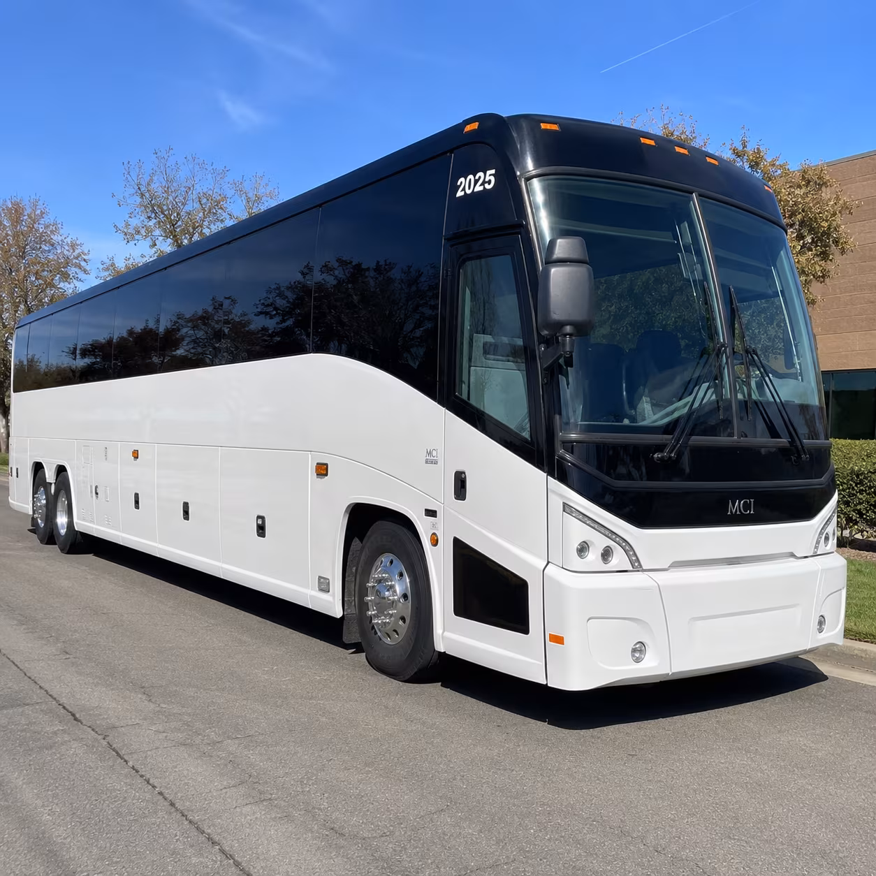 moving your wedding guests between venues has never been easier in cranston